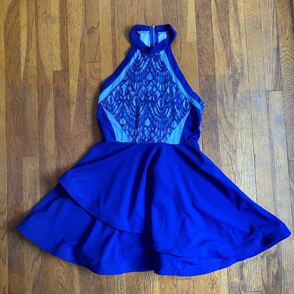 Women’s dress